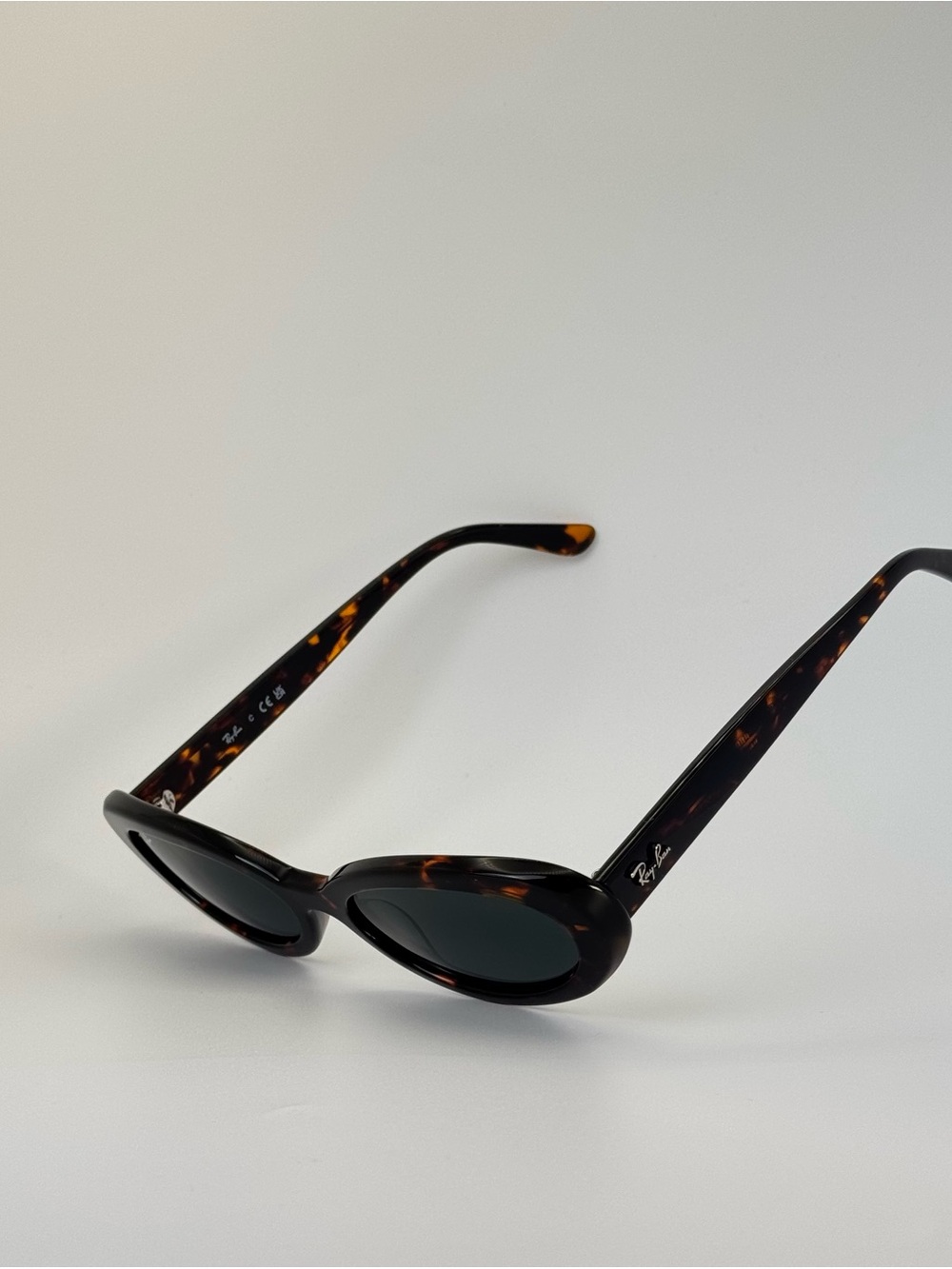 Ray-Ban RB2223